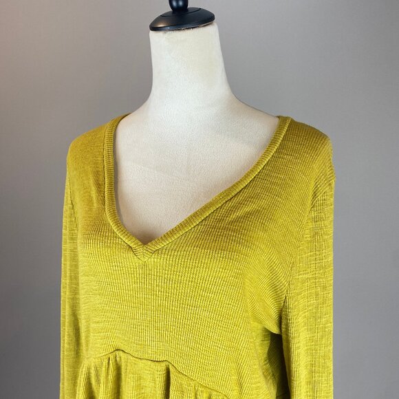 NWT Anthropologie T.La Gold Babydoll Peplum Top Women's Size Large - Picture 2 of 14